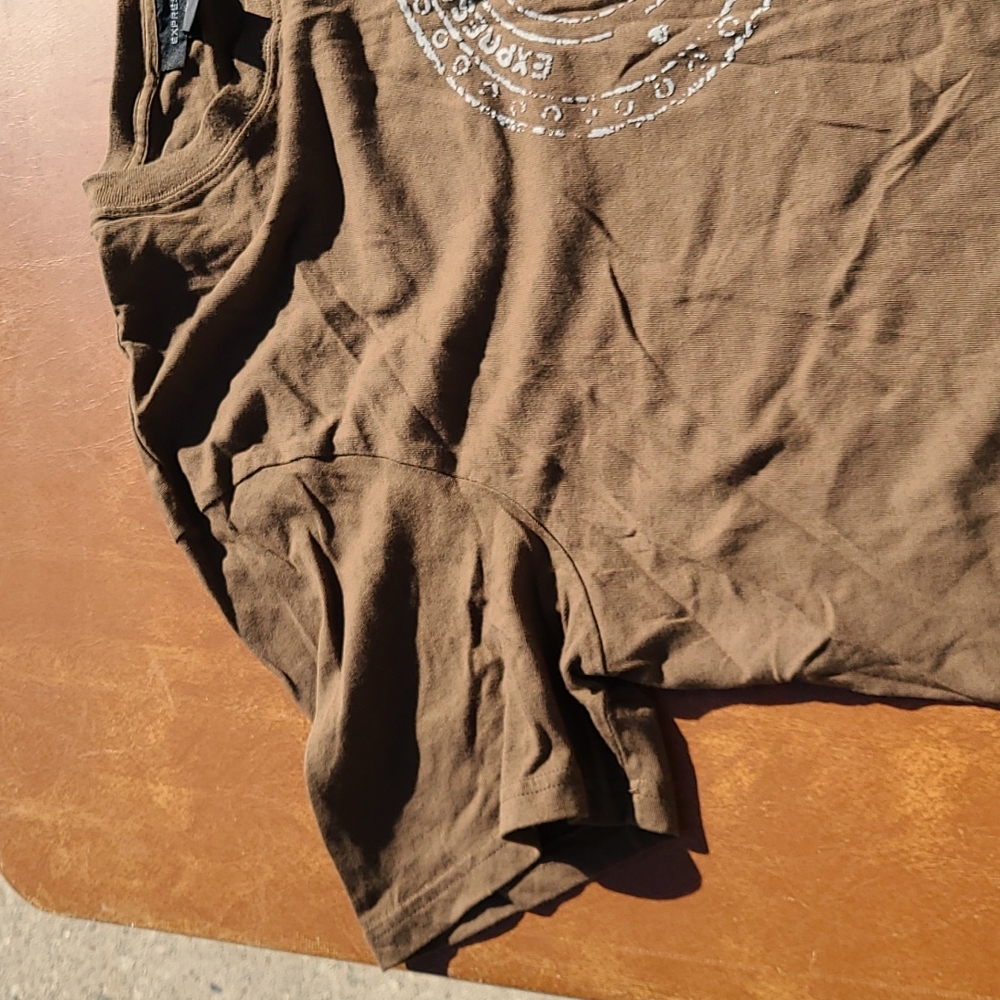 Express tshirt - Picture 4 of 6